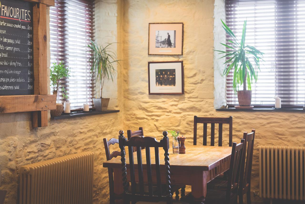 Hotel Rose And Crown Yealmpton Extérieur photo